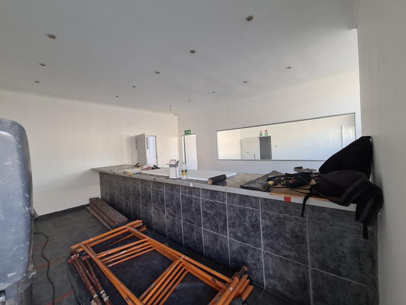 To Let commercial Property for Rent in Paarden Eiland Western Cape